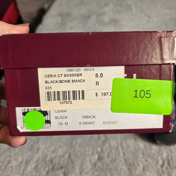 Amalfi by Rangoni Black Italian Leather Gold Cap Toe Ballet Flats Women's 8M NEW - Picture 5 of 5